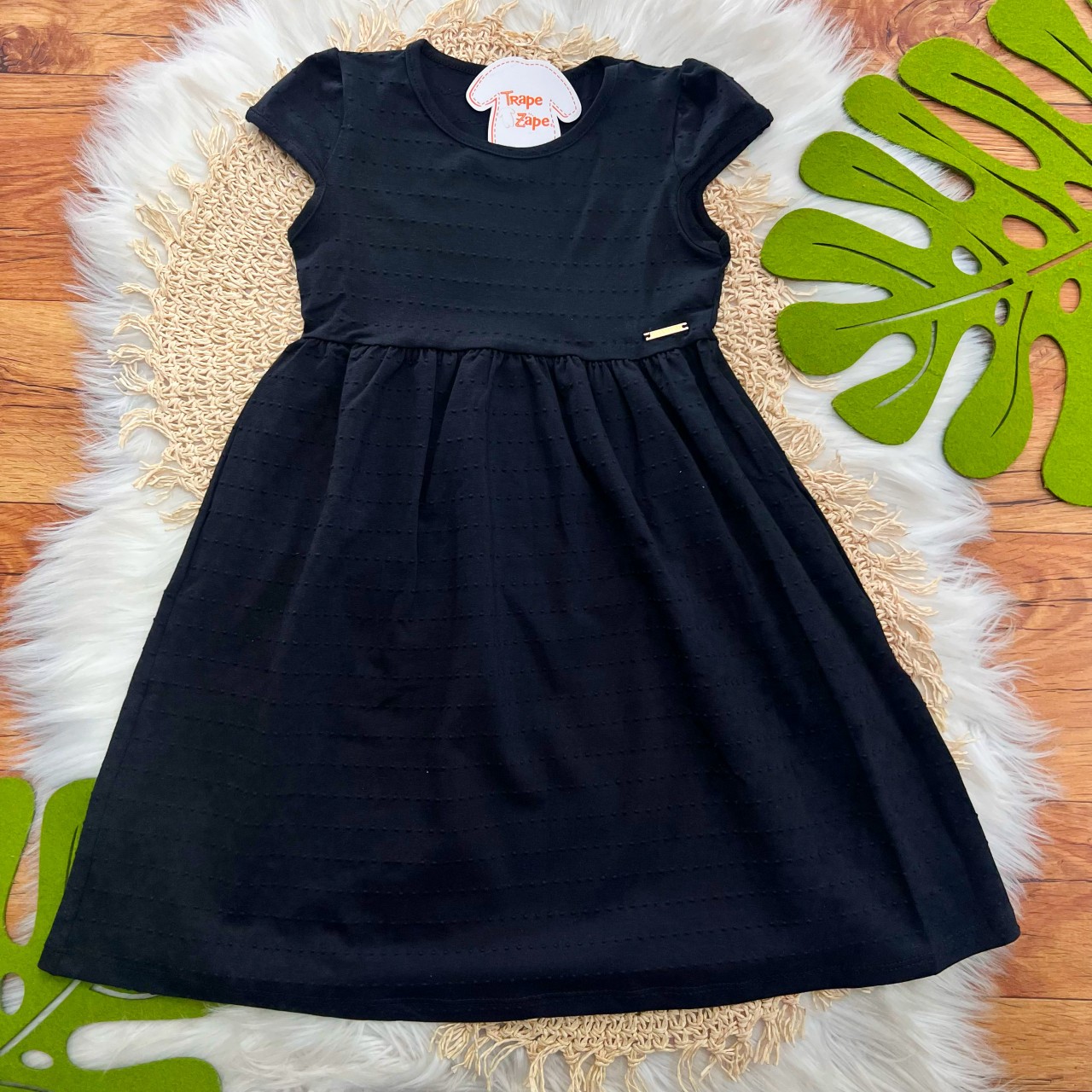 Vestido Manga Curta Ana Bola - Preto
